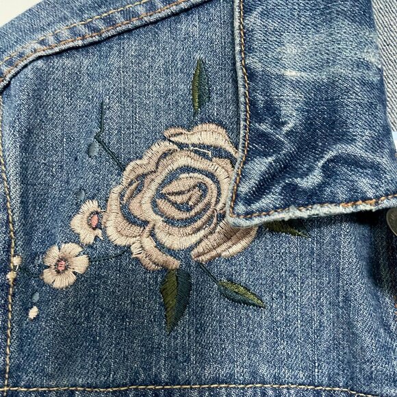 "Heartbreaker" Embroidered, Distressed Jean Jacket - Picture 11 of 12